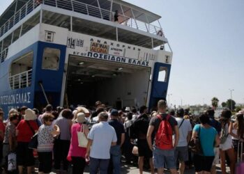 Ταξίδια: Με θερμομέτρηση στο πλοίο, με υποχρεωτική μάσκα και σε αεροπλάνα, ΚΤΕΛ