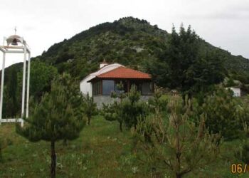 Η Κυριακή των Μυροφόρων 2020, στον Άγιο Διονύσιο Βελβεντού  –	Δεν πανηγύρισε φέτος το Εξωκλήσι του Αγίου Αθανασίου Σκούλιαρης