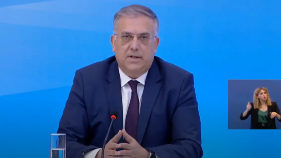 Από 1η Ιουνίου στις θέσεις τους οι δημόσιοι υπάλληλοι, μειωμένο ωράριο για γονείς λόγω ολοήμερου, μένουν τα τρία ωράρια προσέλευσης