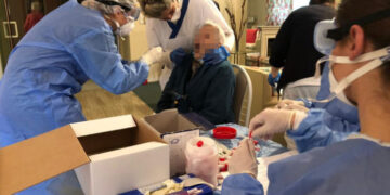 Πως λειτουργεί στην Καστοριά η Κινητή Μονάδα του ΕΟΔΥ, ποιους έχει ελέγξει