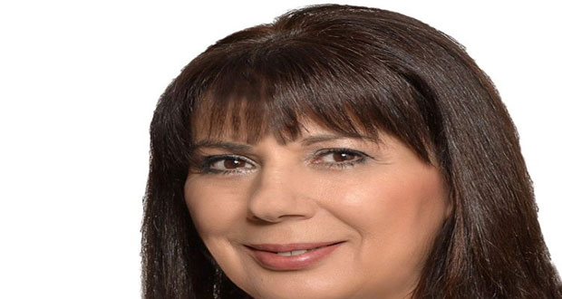 Προσφορά υφασμάτινων επαναχρησιμοποιούμενων μασκών από την εικαστικό Γιώτα Καρβούνη στον Δήμο Εορδαίας