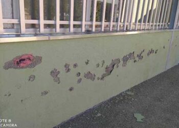 Καταστροφές στον εξωτερικό χώρο του 3ου Γυμνάσιου Κοζάνης: Το μήνυμα – έκκληση της Δ/ντριας για προστασία του σχολείου