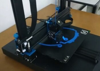 1o EK-ΕΠΑΛ Γρεβενών: παραγωγή με εκτυπωτή 3D προστατευτικών μασκών για τον κορωνοϊό