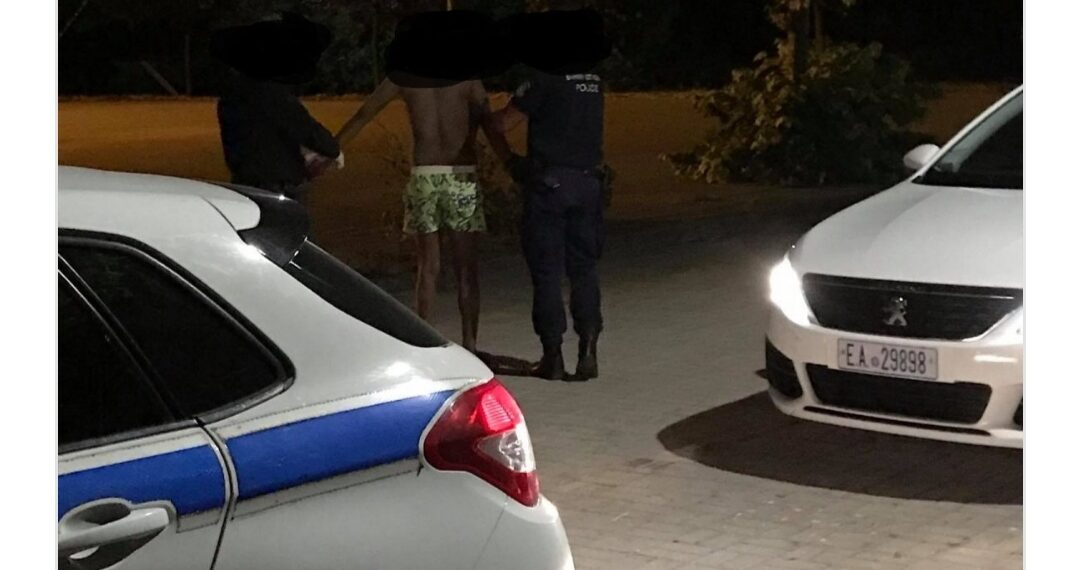 Σοβαρό επεισόδιο και μεγάλη αναστάτωση στην Αιανή-Σομαλός πρόσφυγας πέταξε πέτρες σε διερχόμενο αυτοκίνητο – Έσπασαν τα τζάμια- Σύλληψη από την Αστυνομία