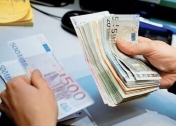Επιστροφή φόρου: Τα 7 βήματα για να λάβουν τα χρήματα οι φορολογούμενοι -Τι ισχύει για συζύγους