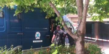 “Δε σκότωσα το παιδί μου-Έχω ήσυχη τη συνείδησή μου” – Για πρώτη φορά η μητέρα του Κωστή Πολύζου σχολίασε την απόφαση του δικαστηρίου και την υπόθεση της δολοφονίας-Τι είπε στους δικαστές
