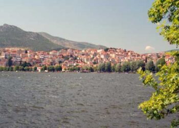 Καστοριά: Επιστροφή στην κανονικότητα με covid free αποδράσεις – Ρεπορτάζ από το “ΕΘΝΟΣ”