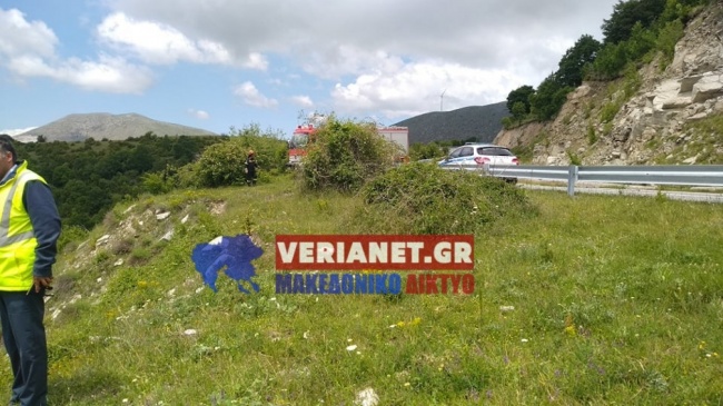 Σε γκρεμό βάθους 150 μέτρων “βούτηξε” Ι.Χ. μεταξύ Καστανιάς και Ζωοδόχου Πηγής – Νεκρός ο 34χρονος οδηγός