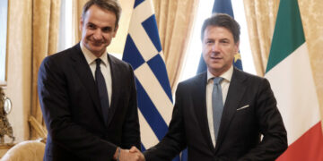 Τι σημαίνει η ιστορική συμφωνία με Ιταλία για την ΑΟΖ – Συρίγος: Οριοθέτηση σημαίνει ανακήρυξη