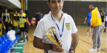 Μπάσκετ: Τον Πέτρο Μουρουζίδη θέλει για προπονητή ο Αριστοτέλης Φλώρινας