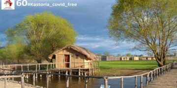 Καλή, αναλογικά, η επισκεψιμότητα στον Λιμναίο Οικισμό – Η Καστοριά παραμένει για 60 μέρες ένας ασφαλής προορισμός