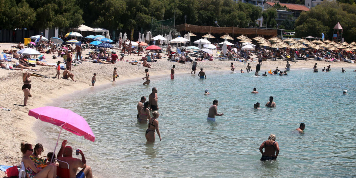 «Από τα πάρτι θα την πάθουμε»: Ανησυχία για τα κρούσματα στη Θεσπρωτία και το… συνωστισμό