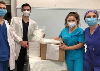 Οι Ποντιακοί φοιτητικοί σύλλογοι, προσέφεραν υγειονομικό υλικό στο Γενικό Νοσοκομείο Καστοριάς