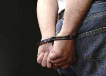 Συνελήφθη 48χρονος αλλοδαπός σε βάρος του οποίου εκκρεμούσε Ένταλμα Σύλληψης για ηθική αυτουργία σε εισαγωγή ηρωίνης και κοκαΐνης