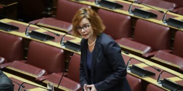 Επική ερώτηση Σκούφα (ΣΥΡΙΖΑ): Τα αγγλικά στο νηπιαγωγείο μήπως εξυπηρετούν αμερικανικά συμφέροντα;