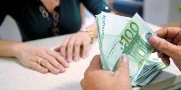 Οι ημερομηνίες πληρωμής για αναδρομικά και επικουρικές συντάξεις Ιουλίου