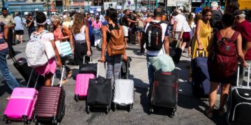 Κοινωνικός τουρισμός: Φορολογικά κριτήρια, επιταγές, δικαιούχοι και προθεσμίες