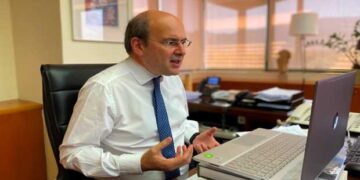 Κ. Χατζηδάκης: Δίκτυο καφέ κάδων και 17 νέες μονάδες επεξεργασίας απορριμμάτων για να βελτιώσουμε αισθητά την ανακύκλωση