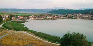 Αντιδράσεις κατοίκων μετά τις πληροφορίες για έλευση μεταναστών σε ξενώνα στο Λιμνοχώρι Αμυνταίου- Α. Μπιτάκης: «Τέτοιες ενέργειες ακυρώνουν τον χαρακτήρα που θέλουμε να δώσουμε στην περιοχή»