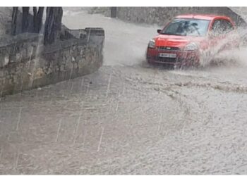 Σιάτιστα: Σφοδρή καταιγίδα, χαλάζι, πλημμύρες. Βίντεο