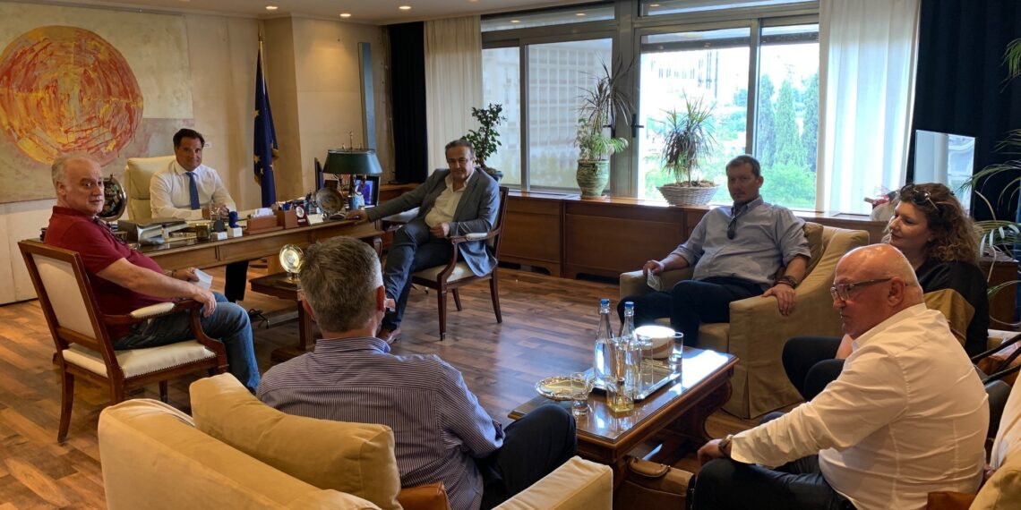 Στη συνάντηση των Ξενοδόχων με τον Υπουργό Ανάπτυξης και Επενδύσεων Άδωνη Γεωργιάδη παραβρέθηκε ο Βουλευτής Φλώρινας ΝΔ Γιάννης Αντωνιάδης- Δελτίο Τύπου
