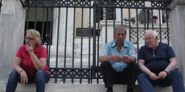 Αναδρομικά- Συντάξεις: Ποιοι κερδίζουν, ποιοι χάνουν – Δείτε παραδείγματα