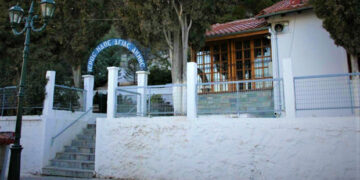 Πανηγυρίζει το ιερό Εξωκλήσι της Αγίας Άννας στην Κοζάνη