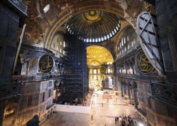 UNESCO σε Τουρκία για την Αγιά Σοφιά: Δεν μπορείτε να αποφασίσετε χωρίς να το ξέρουμε