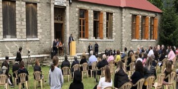 Ένταση και αντιπαραθέσεις  στην λαϊκή συνέλευση της Σαμαρίνας για το μεταναστευτικό- Πάτσης: «Κλειστή δομή 1500 ατόμων αλλιώς δεν αλλάζει η υπάρχουσα κατάσταση- Όχι από Δασταμάνη- Κασαπίδης: «Κανένας μετανάστης στη Δυτική Μακεδονία»