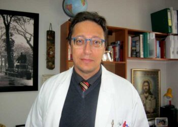 Στο Ιπποκράτειο ο Κώστας Δολιανίτης – Από τα παραπολιτικά του Παλμού της Τετάρτης 15 Ιουλίου