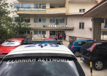 Επίθεση στη ΔΟΥ Κοζάνης: Σε κρίσιμη κατάσταση ο 56χρονος – Βελτίωση της υγείας της 67χρονης