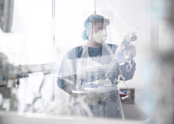 Εμβόλιο για τον κορωνοϊό: Σήμερα οι ανακοινώσεις από την Οξφόρδη -Το φθινόπωρο αναμένονται οι εμβολιασμοί