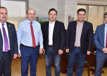 Το νέο Εθνικό Σχέδιο Διαχείρισης των Απορριμμάτων στο επίκεντρο της συνάντησης αντιπροσωπείας της ΚΕΔΕ με τον Υπουργό Περιβάλλοντος Κ. Χατζηδάκη