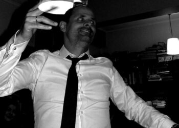 «Να μου χορέψεις μια τελευταία φορά» – Γράφει η Πίστη Κρυσταλλίδου