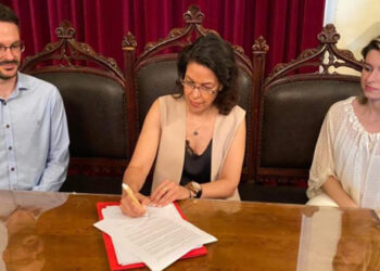 Τα ξημερώματα Σαββάτου φεύγει το πρώτο φορτίο με απορρίμματα από Κέρκυρα για Κοζάνη – Υπογράφηκε η σύμβαση μεταφοράς με τη ΔΙΑΔΥΜΑ