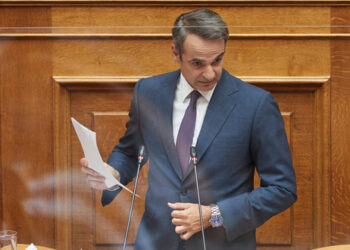 Κ. Μητσοτάκης: “Η πρακτική της τυφλής βίας, της άκριτης έχθρας, της άκρατης καταστροφής λέγεται φασισμός” – Συζήτηση στη βουλή για το Νομοσχέδιο για τις δημόσιες υπαίθριες συναθροίσεις