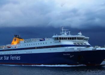 Καπετάνιος ξεγέννησε γυναίκα σε πλοίο της γραμμής για Πειραιά