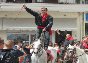 Οι καβαλάρηδες της Παναγιάς της Σιάτιστας