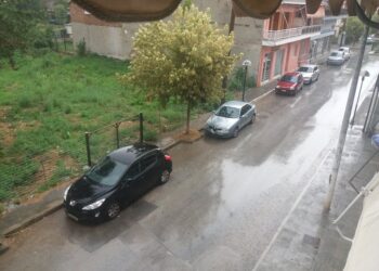 Έντονη Αυγουστιάτικη βροχή  “έπεσε” στην Πτολεμαΐδα