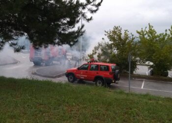 Ευχαριστήριο του Μποδοσάκειου νοσοκομείο προς την πυροσβεστική για την κατάσβεση της πυρκαγιάς σε ιχ στο πάρκινγκ του νοσοκομείου
