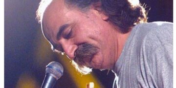 Πένθος στον καλλιτεχνικό κόσμο: Πέθανε ο γνωστός ρεμπέτης Αγάθωνας