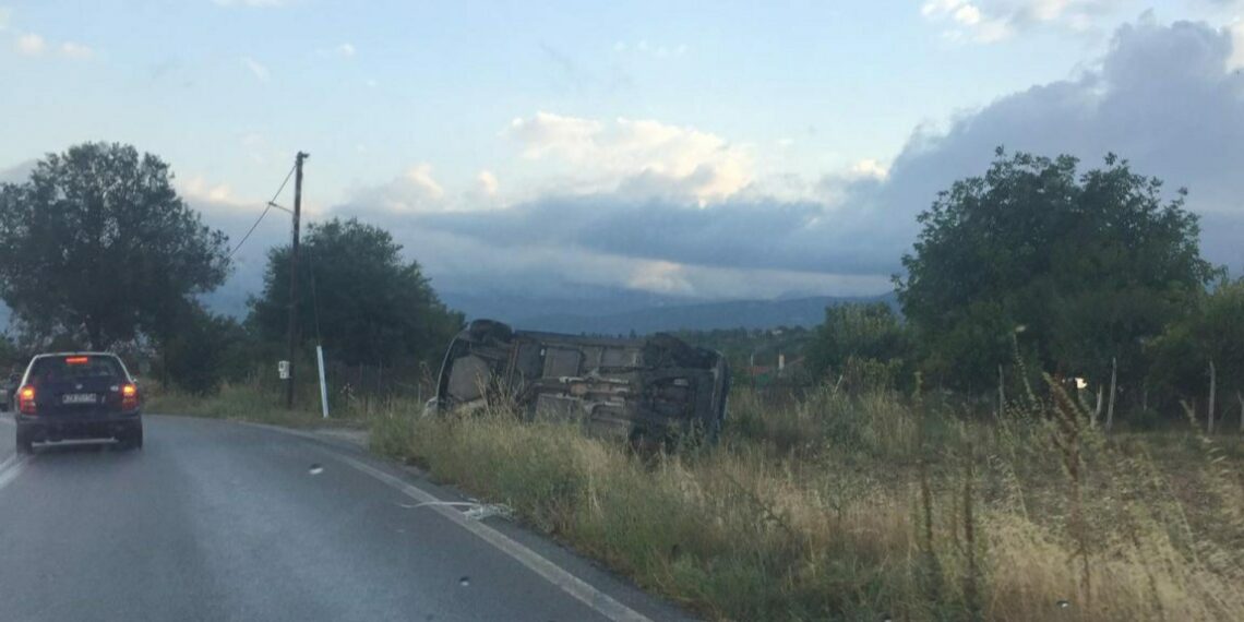 Τροχαίο ατύχημα στο δρόμο Κοζάνης-Καρυδίτσας – “Τούμπαρε” αυτοκίνητο