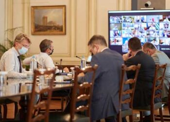 Μητσοτάκης: Αναστέλλονται κατασχέσεις και πλειστηριασμοί α’ κατοικίας για όσους ρυθμίζουν το χρέος τους