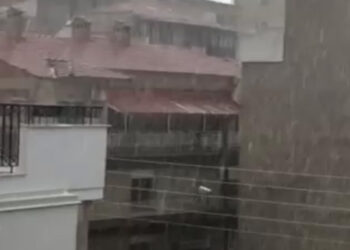 Ισχυρή καταιγίδα στην Κοζάνη (video)
