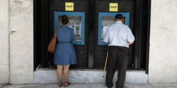 Ποιες συναλλαγές δεν θα γίνονται πλέον στα καταστήματα των Τραπεζών Μέχρι νεοτέρας