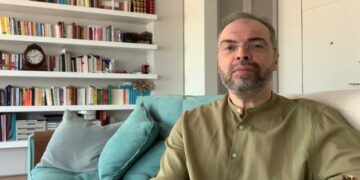 Ο Ανδρέας Κονάνος με video του στο youtube: “Δεν πάω για life coach” – “Δεν έχω πάρει διαζύγιο από τον Χριστό και τον Θεό”