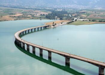 Νεκρός 56χρονος ανασύρθηκε από τα νερά της λίμνης Πολυφύτου