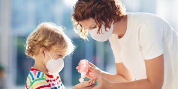 Eλληνική Παιδιατρική Εταιρεία: Η χρήση της μάσκας στα παιδιά για τα σχολεία