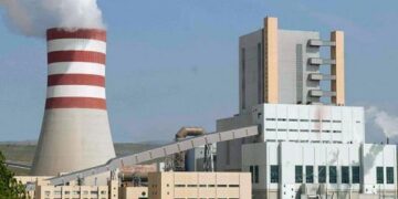 Παρέμειναν ψηλά αέριο και ΑΠΕ στην ηλεκτροπαραγωγή τον Ιούλιο – Άλμα για την παραγωγή της ΔΕΗ με αέριο