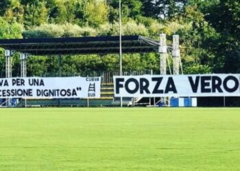 Το ερώτημα αν θα ρίξει την… πρώην, και το αγγλικό σκάνδαλο